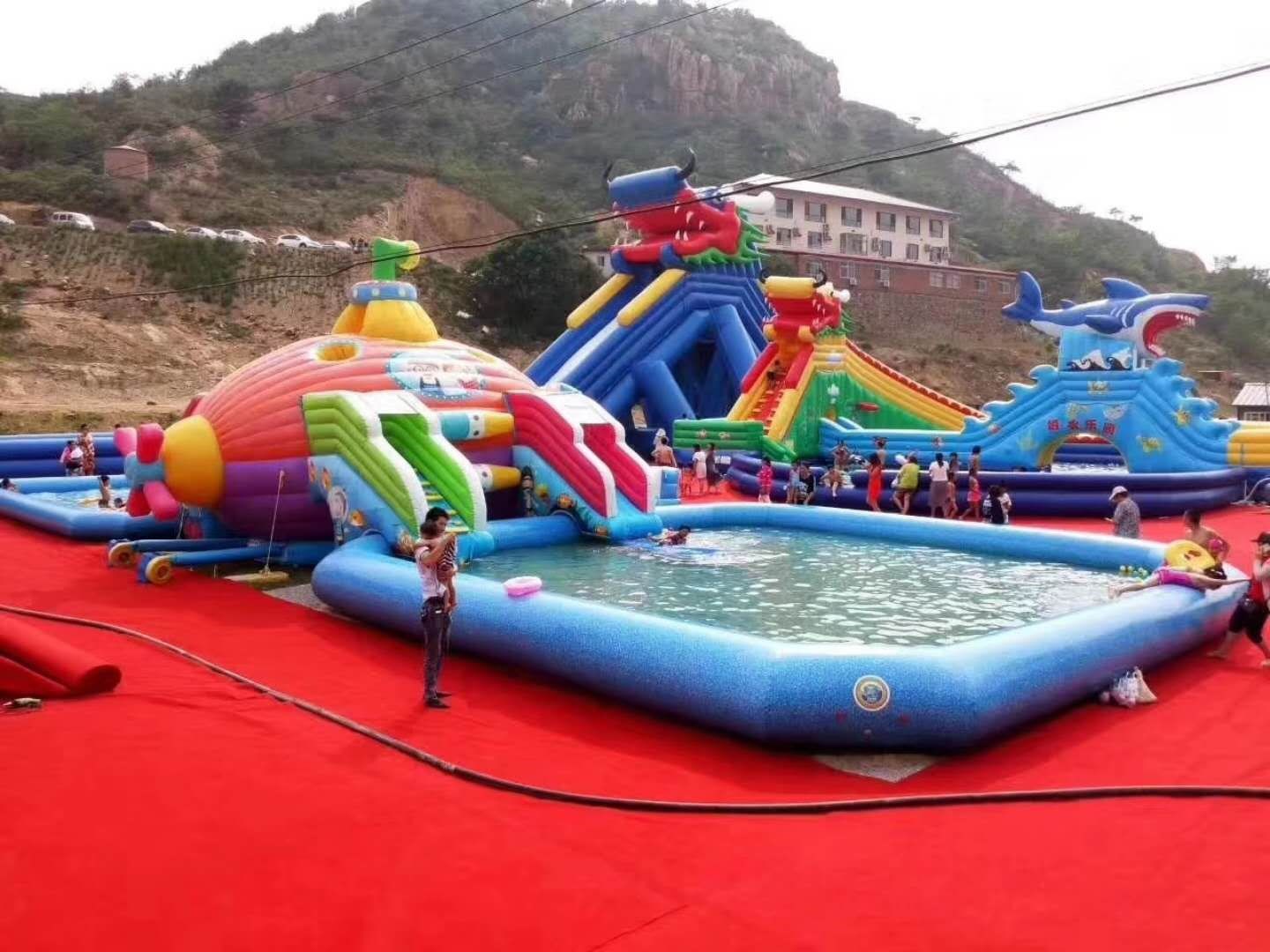 蔚县深海潜艇充气水上乐园